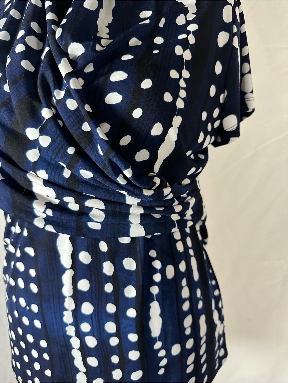 DKNY garment - Picture 6 of 8